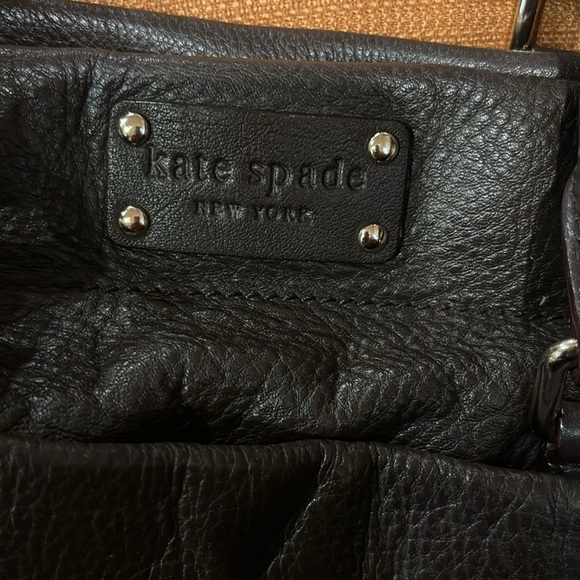 KATE SPADE BROWN LEATHER BAG GORGEOUS LEATHER 15” WIDE 8” LENGTH - Picture 4 of 14